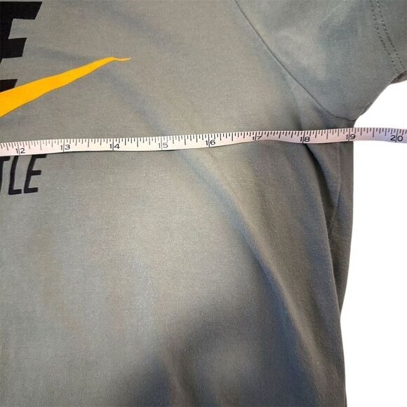 Nike Women’s Green Graphic Print T-Shirt Size M Short Sleeve Casual - Picture 7 of 8